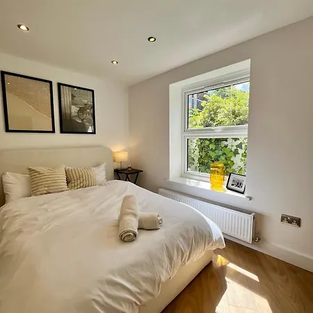 Cozy And Peaceful Apartment With Terrace In Hackney London Exterior foto