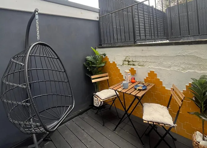 Cozy And Peaceful Apartment With Terrace In Hackney