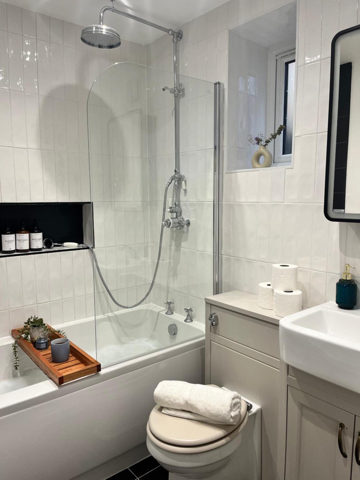 Cozy And Peaceful With Terrace In Hackney London