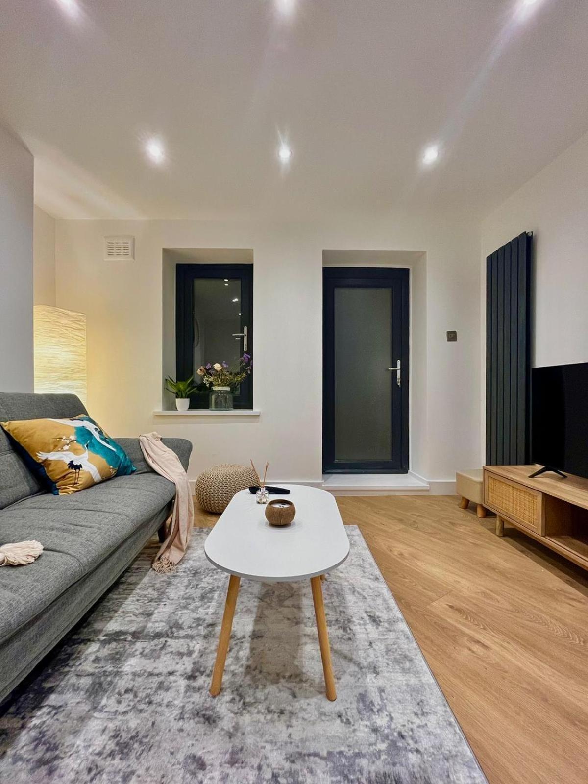 Cozy And Peaceful With Terrace In Hackney